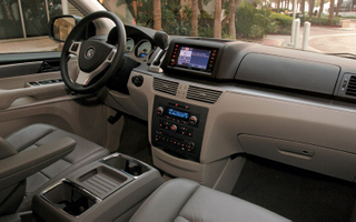 Illustration for article titled This Really Happened - A 2009 VW Routan Review